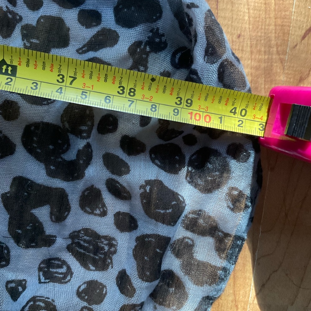 “MOSCHINO THEME” SCARF Shopping and Animal Print Large Size. - Picture 9 of 11